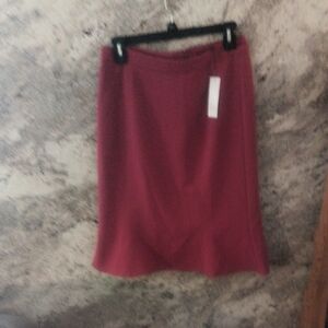White House Black Market Fuchsia Pencil Skirt
